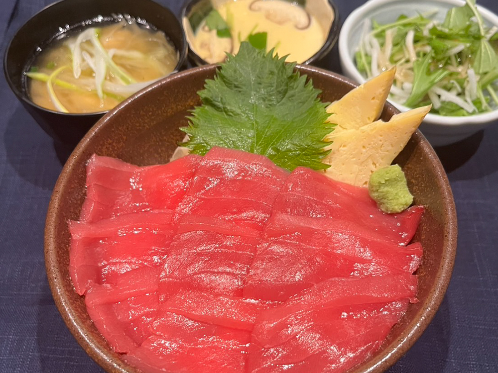 赤身丼