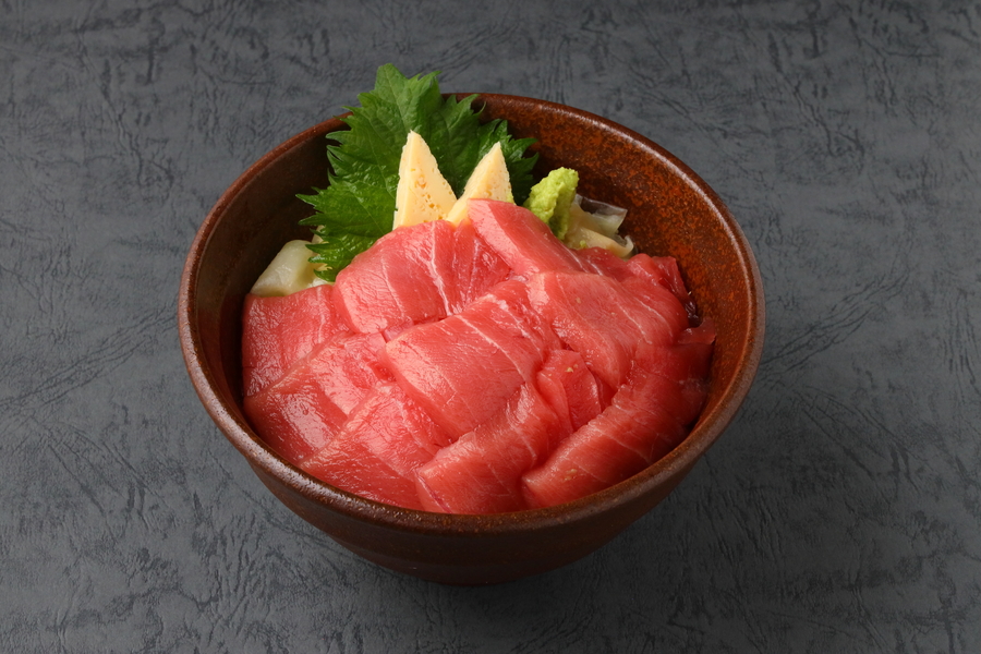 生本鮪中トロ丼