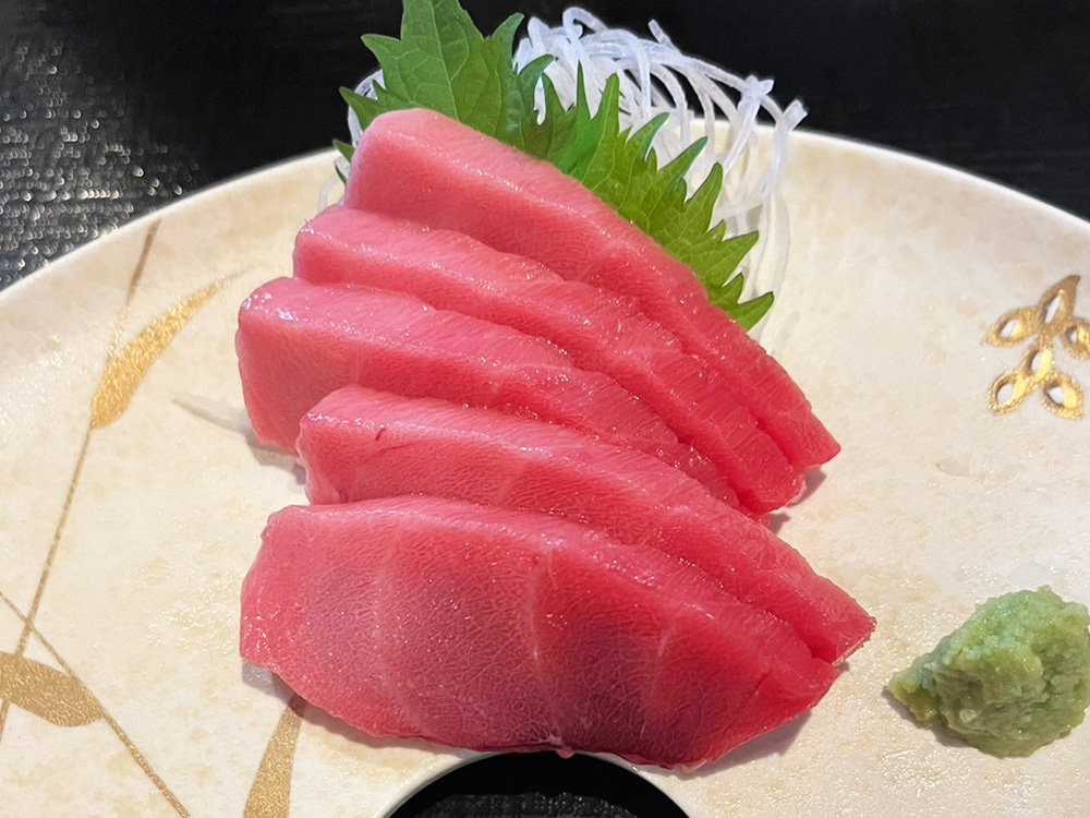 本まぐろ中とろ刺身